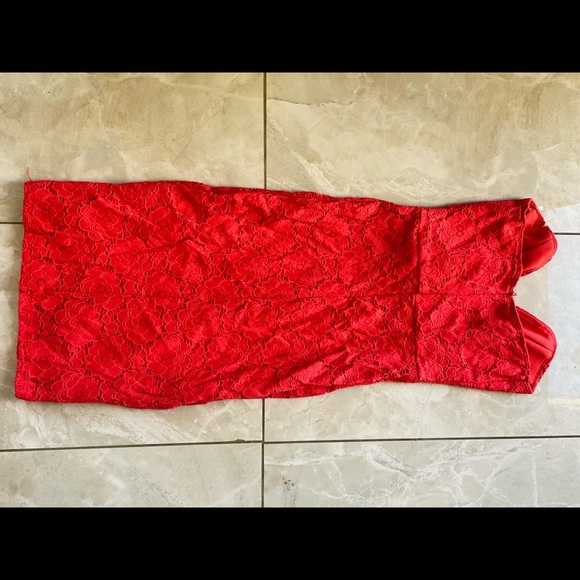 Red Lace Summer Dress - Picture 3 of 7